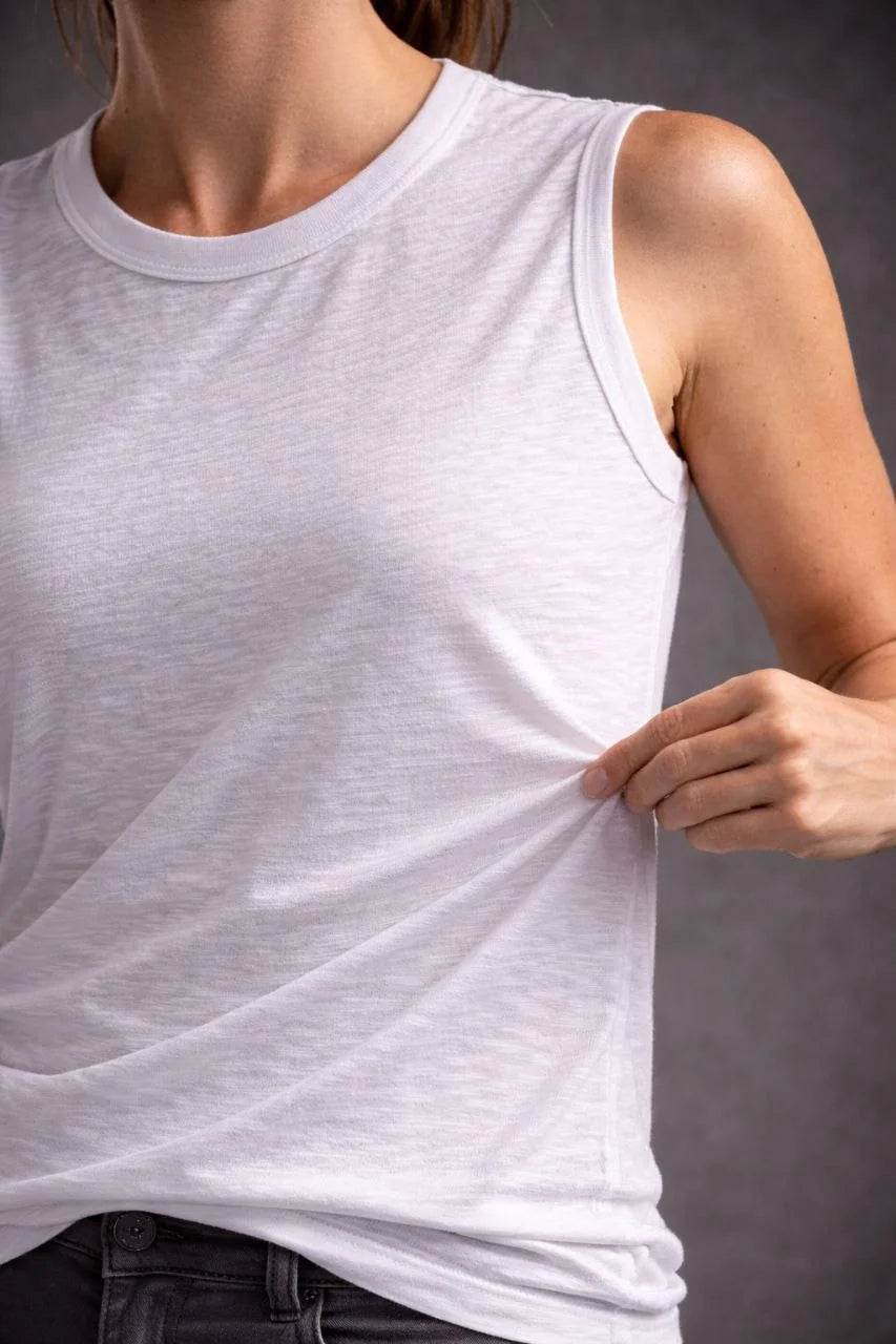 Kadın Flamlı Kumaş Sıfır Kolsuz Atlet Basic Spor Üst, Günlük ve Fitness Kullanımına Uygun - Beyaz