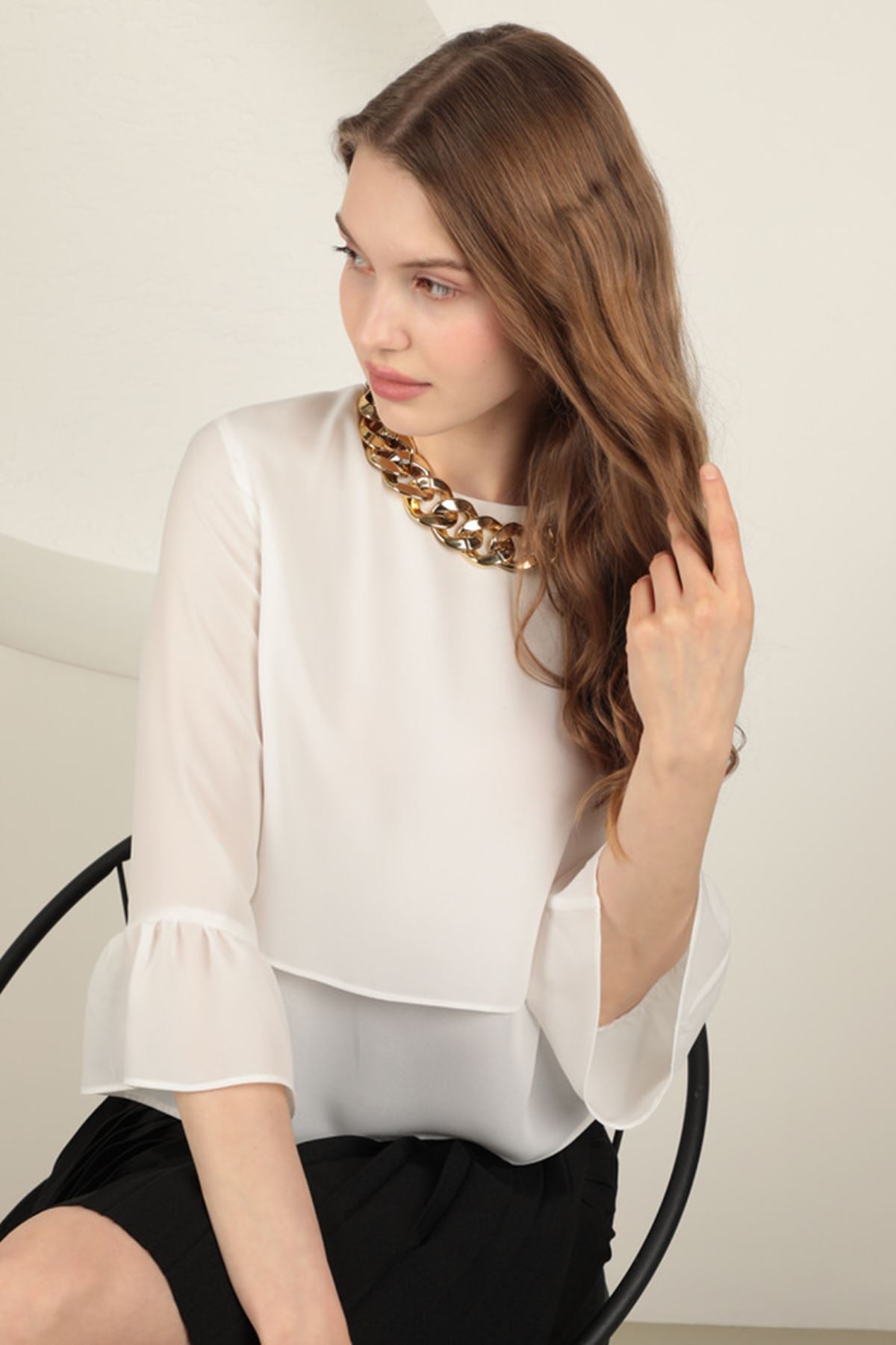 Krep Kumaş Kolları Volanlı Kadın Bluz-Ekru