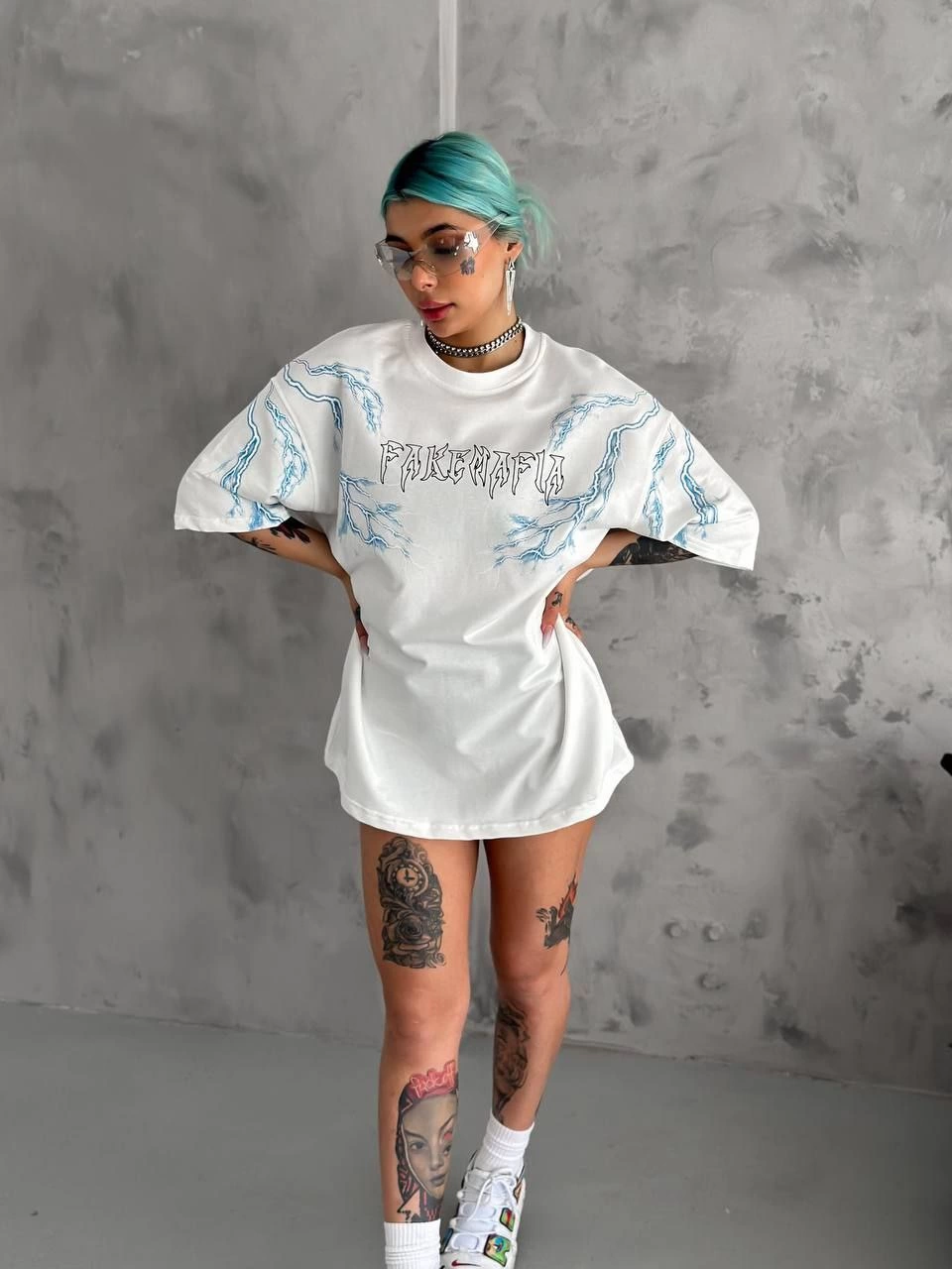 Kadın Bisiklet Yaka Yıldırım Baskılı Kısa kol T-Shirt - Beyaz