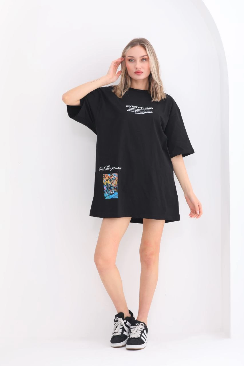 kadın Bisiklet Yaka Baskılı Oversize T-Shirt - Siyah