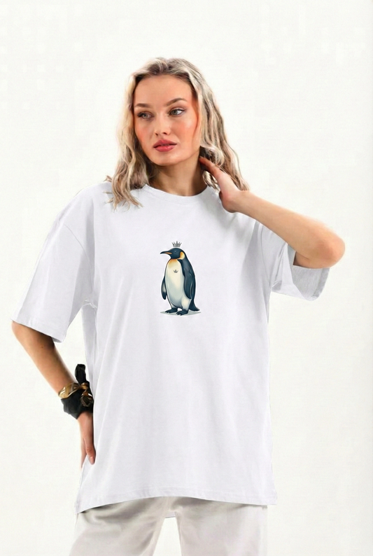Kadın Oversize Tişört - Sırt Baskılı "Survivor Penguin" Temalı Felsefi Yazılı - Beyaz