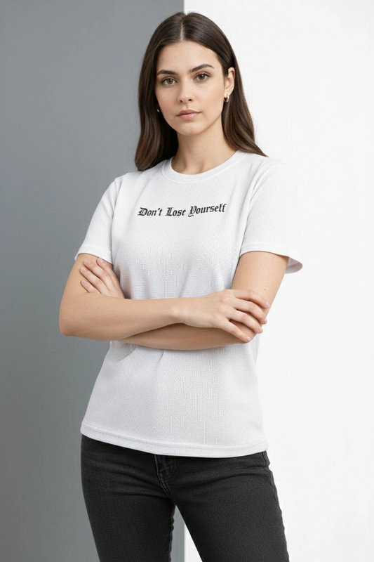 Kadın Wafıl Kumaş Tişört Regular Kalıp Bisiklet Yaka Baskılı Günlük Basic T-Shirt - Beyaz