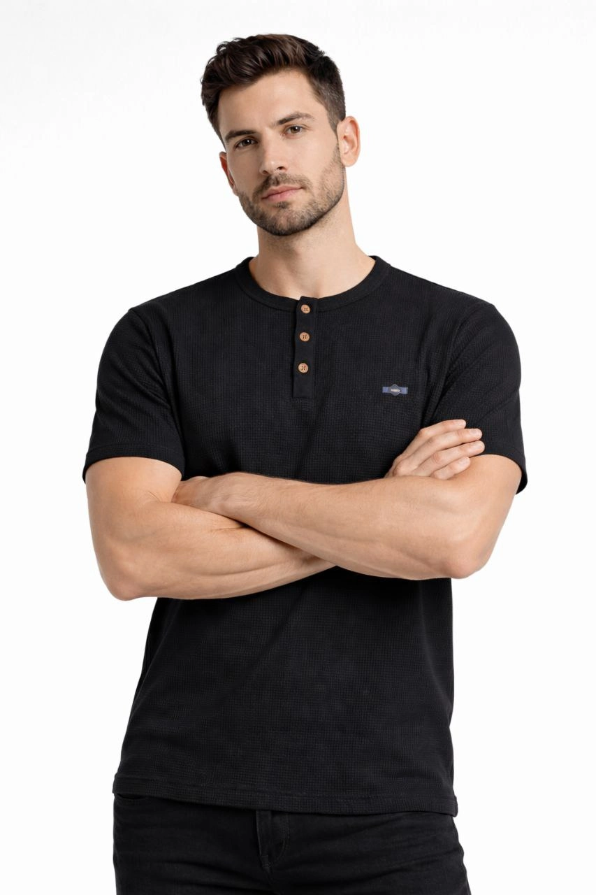 Erkek Waffle Dokulu Likralı Henley Yaka Düğmeli Regular Fit Kısa Kollu T-Shirt - Siyah