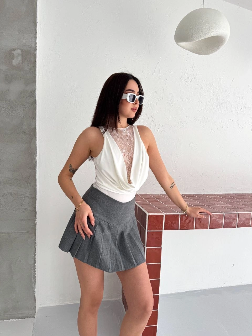 Kadın Dantel Detaylı Derin Dekolte Body Şık Kolsuz Yazlık Bodysuit - Beyaz