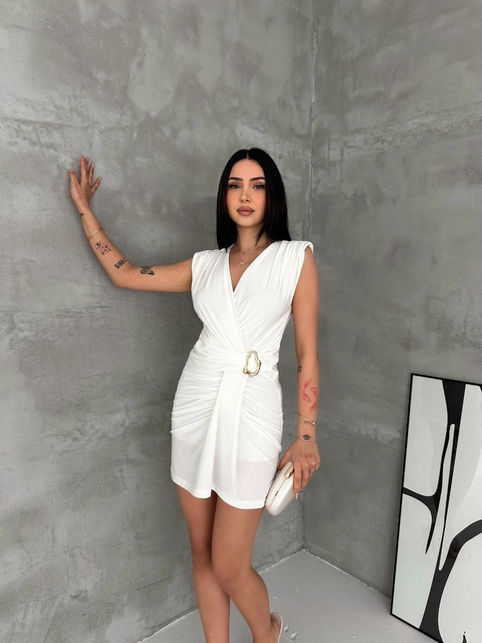 Kadın Kruvaze Drapeli Tokalı Mini Elbise Şık Gece Davet Abiye - Beyaz