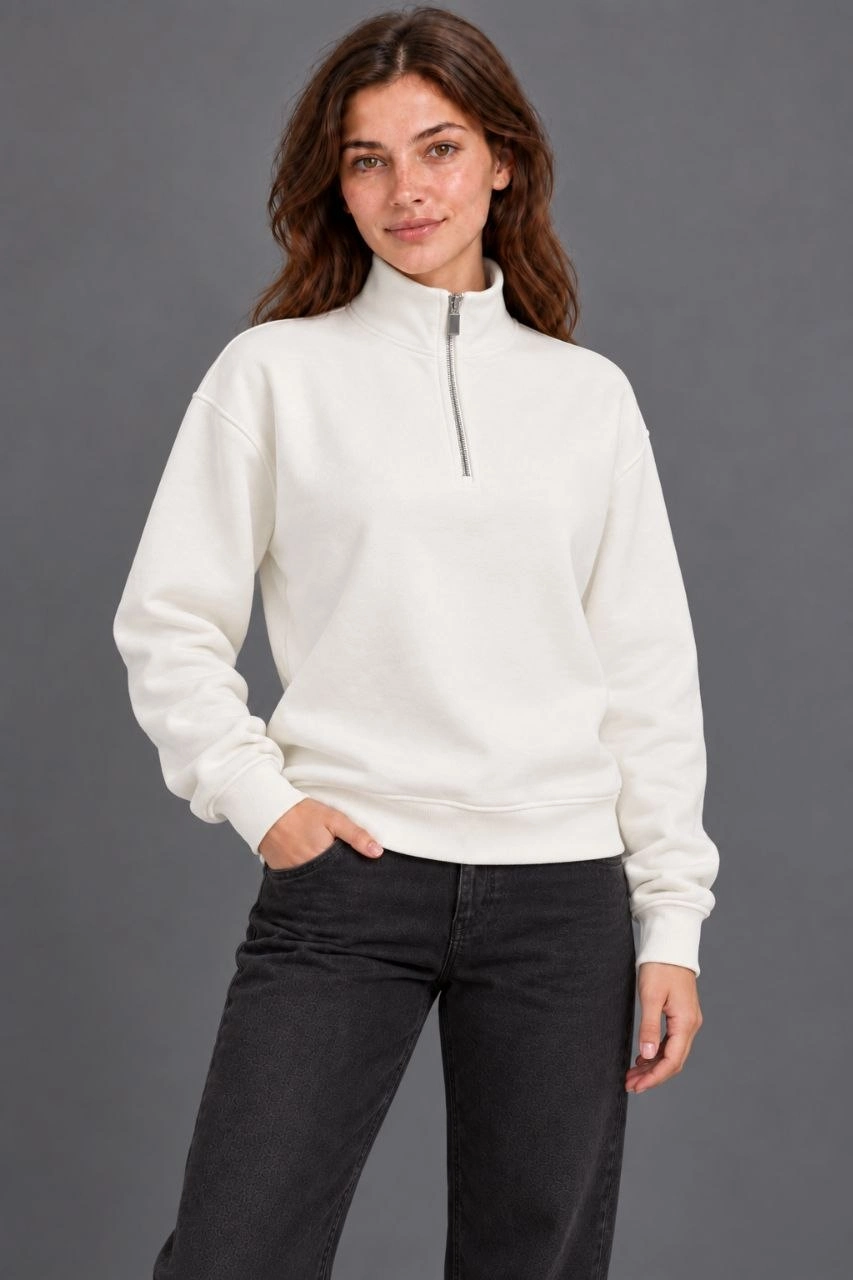 Kadın Üç İplik İçi Şardonlu Dik Yaka Yarım Fermuarlı Kışlık Sweatshirt - Beyaz