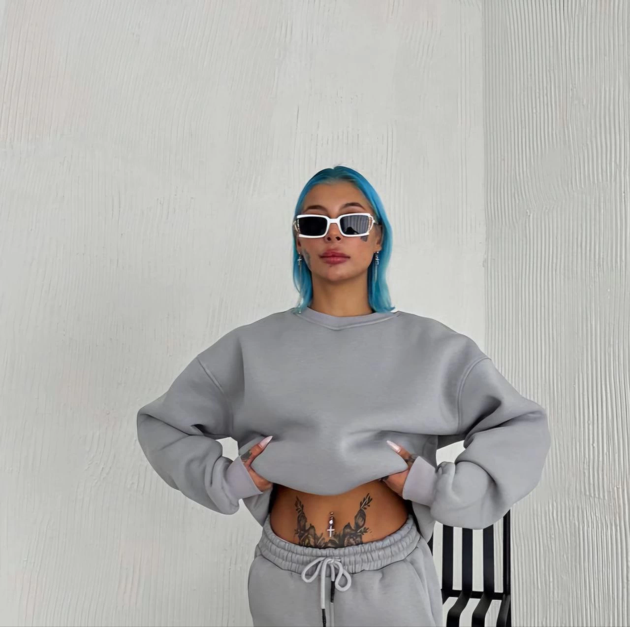 Kadın Kışlık Bisiklet Yaka Üç İplik Basic SweatShirt - Gri