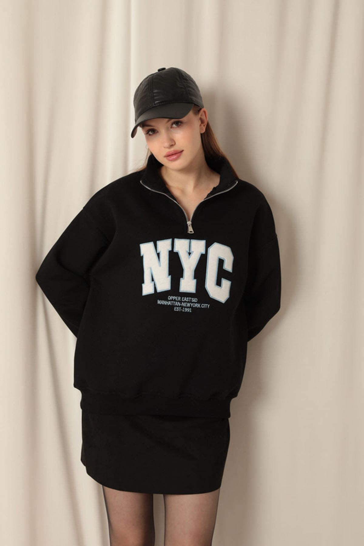 Üç İplik Nyc Nakışlı Kadın Siyah Sweat