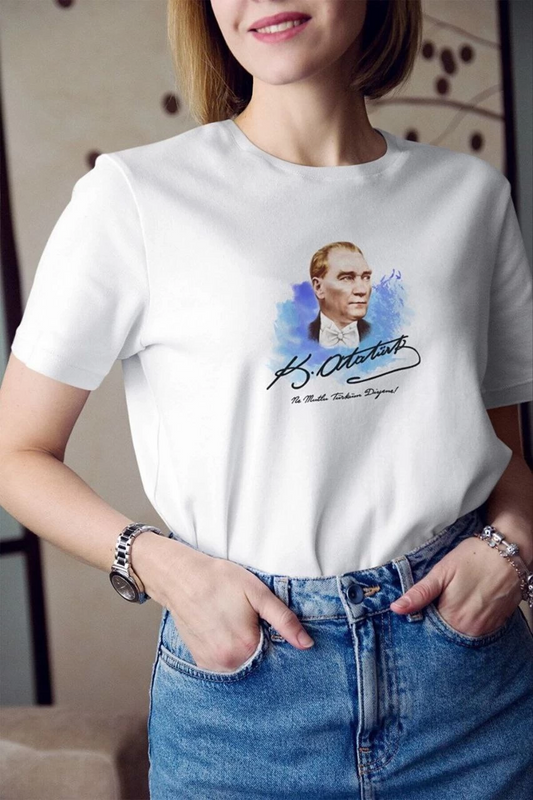 kadın Bisiklet Yaka ATATÜRK Baskılı Kısa kol Oversize T-Shirt - Beyaz