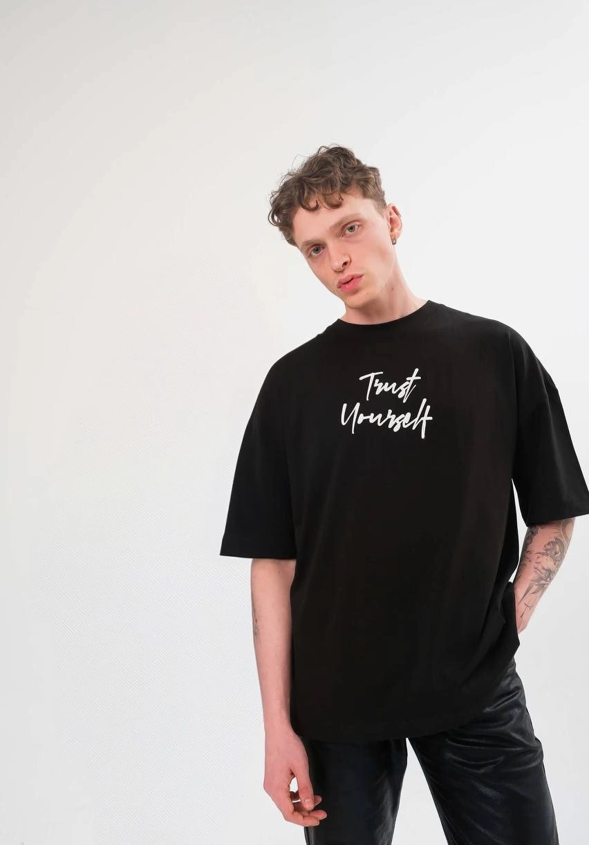 ERKEK Bisiklet Yaka Baskılı Oversize Kısa kol T-Shirt - Siyah