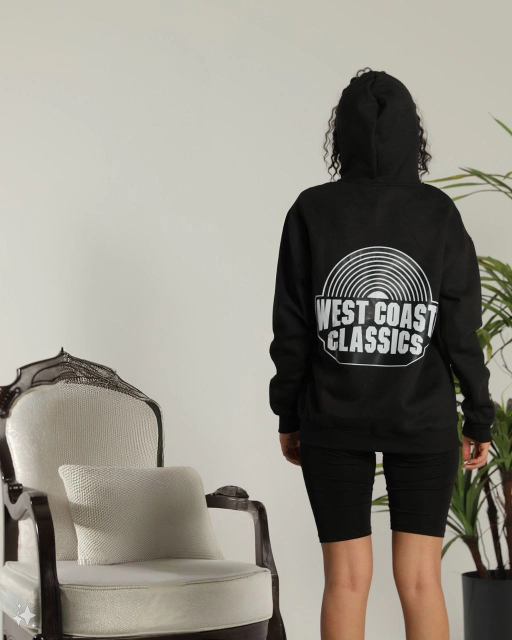 Kadın Sırt Baskılı Kapüşonlu Üç İplik Oversize Sweatshirt - Siyah
