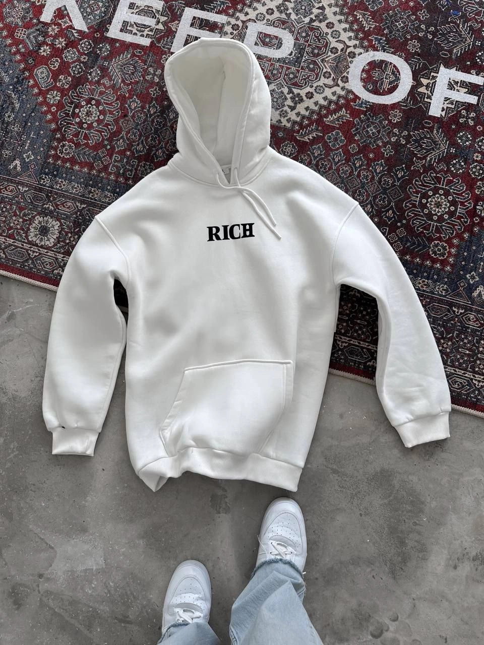 Kadın üç iplik Kapüşonlu Göğüs Baskılı SweatShirt - Beyaz