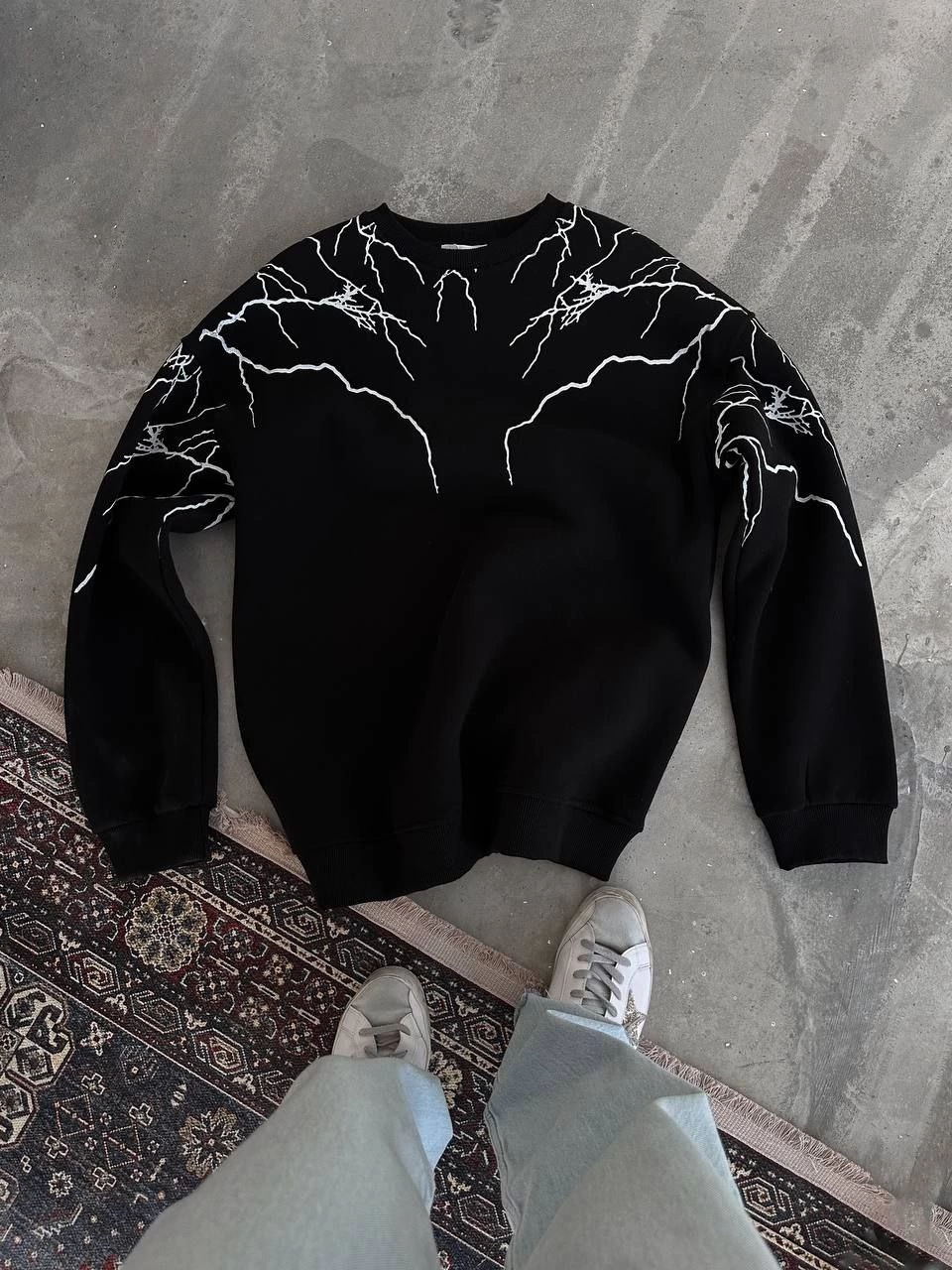 Erkek üç iplik pamuklu Yıldırım Baskılı Bisiklet Yaka SweatShirt - Siyah